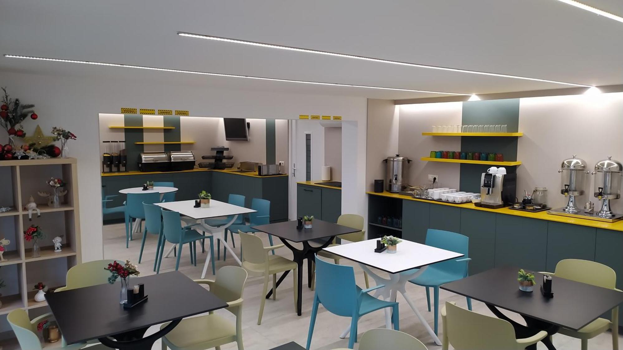 La Vita Premium Panzio Gyula Dış mekan fotoğraf